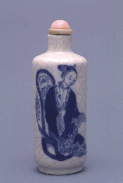 Snuff bottle