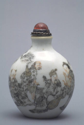 Snuff bottle