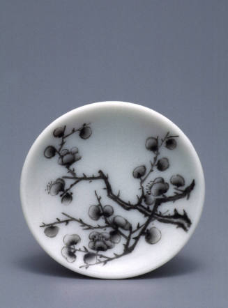 Snuff saucer