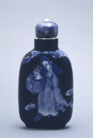 Snuff bottle