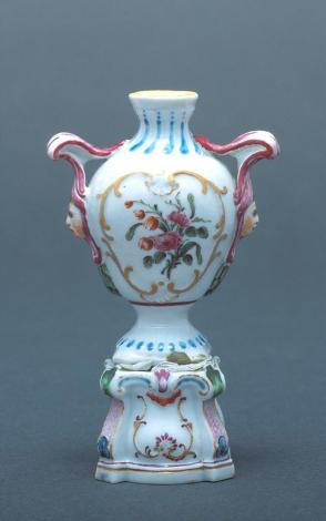Bud vase