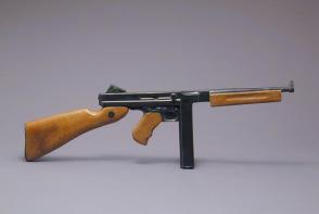 Thompson Machine Gun