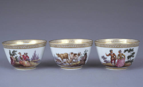Three tea bowls
