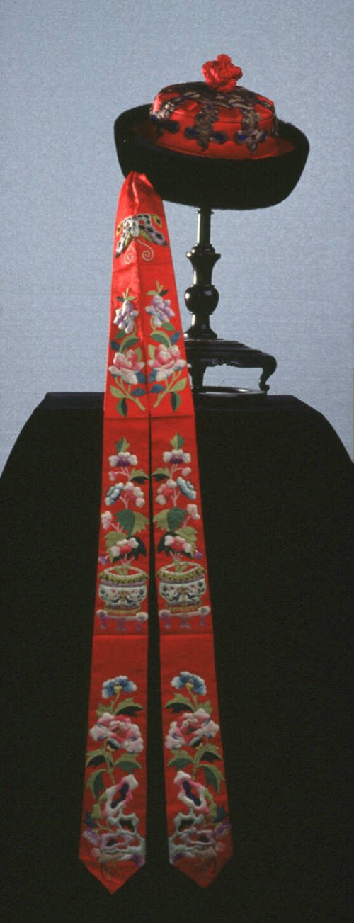 Manchu hat