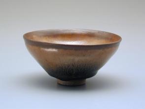 Tea bowl with "hare's fur" decoration