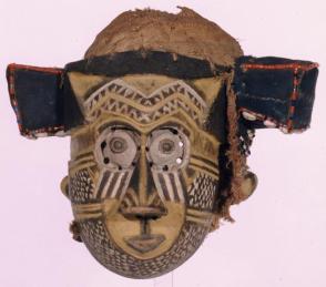 Pwoom-Itok Mask