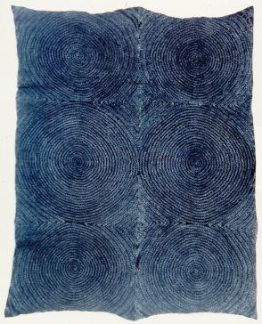 Cloth with Full Moon (Osu Bamba)