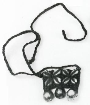 Pendant (Shyaangishoosh)