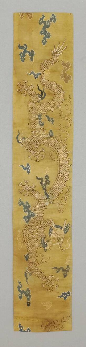 Woven valance