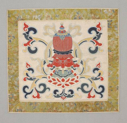 Eight Buddhist precious things, parasol