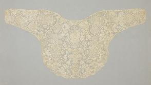 Point de France Fichu (small shawl)