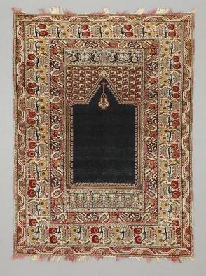 Ghiordes pattern prayer rug