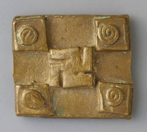 Rectangular gold weight