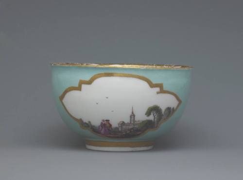 Tea bowl
