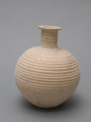Jar with continuous band incised