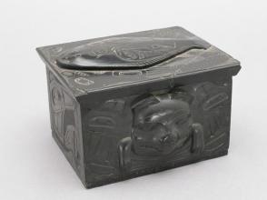 Qwa.a rudee (argillite chest)