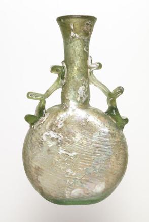 Flask:  pilgrim bottle shape