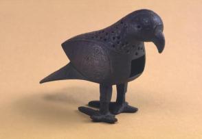 Incense burner in the form of a bird