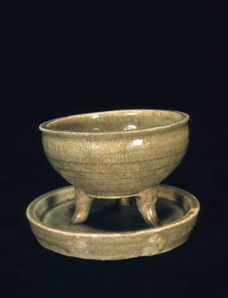 Tripod bowl on saucer; Yueh type