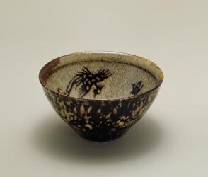 Tea bowl with tortoiseshell decoration