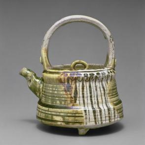 Ewer with bridge handle