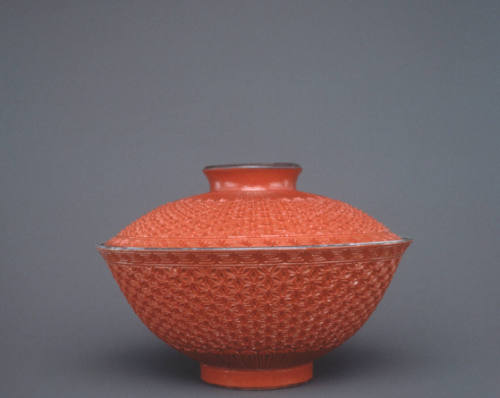 Covered bowl