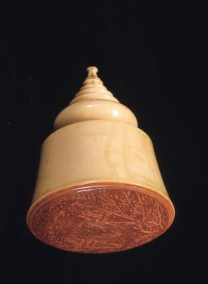 Stupa-shaped seal
