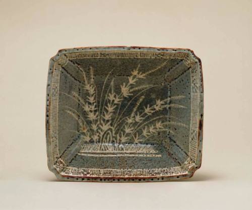 Plate
