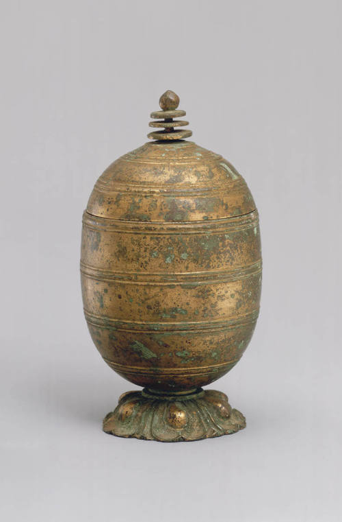 Stem bowl with stupa-shaped cover
