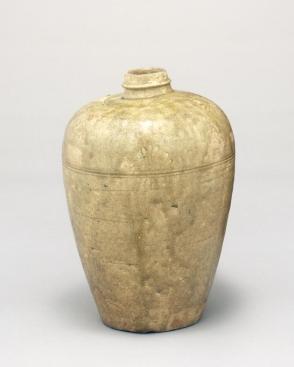 Bottle-shaped vase (heishi)