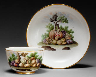 Tea bowl and saucer