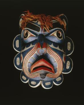 Mask of Ḱumugwe’ (Chief of the Sea)