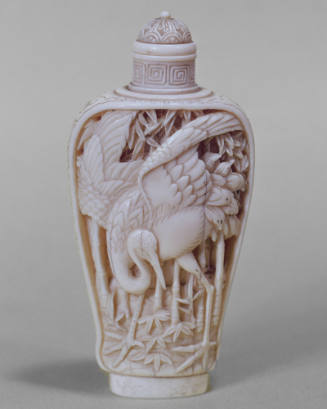 Snuff bottle: Storks and bamboo