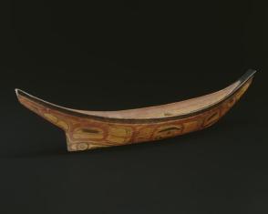 'Ashaká siháyi yakw (model canoe)