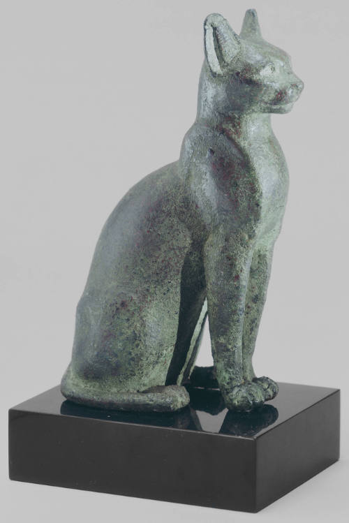 Figure of a cat