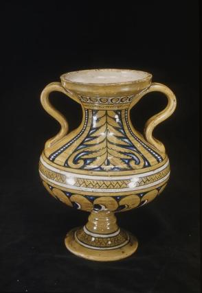 Two-handled vase