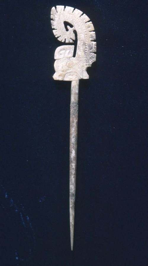 PING (A large ornamental pin)