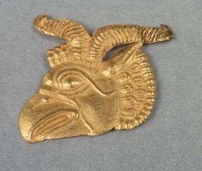 Applique: Griffin head