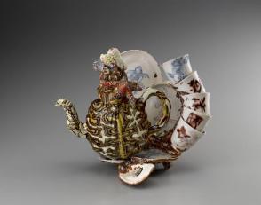 Koi Junk Teapot