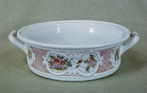 Tureen