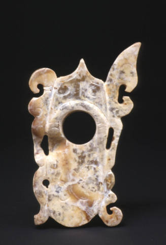 Ornamental thumb ring pendant