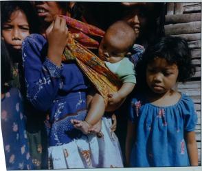 Girls with a Baby, Surabaya