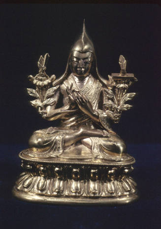 Statuette:   Tsong-kha-pa