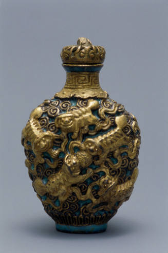 Snuff bottle