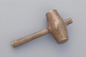 Gold Weight:  Mallet