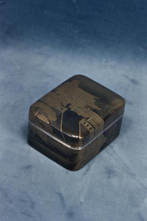 Covered box