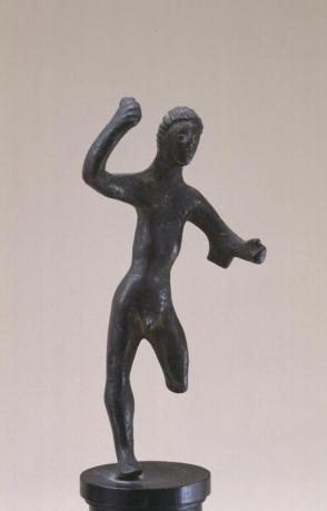 Herakles carrying lion skin