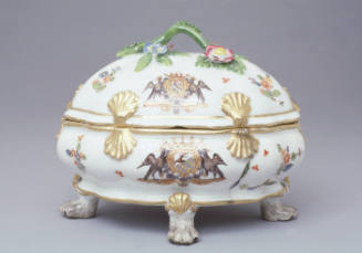 Sugar bowl