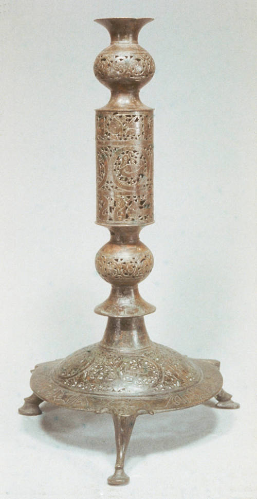 Openwork and engraved stand