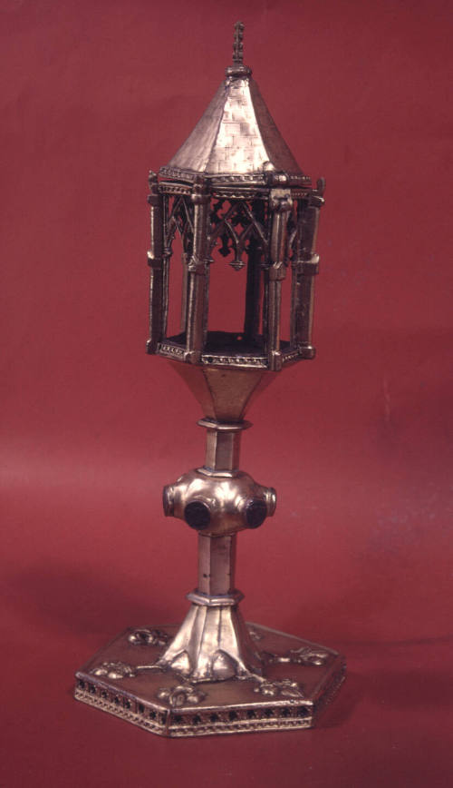 Ostensory:  Tower or Steeple Type